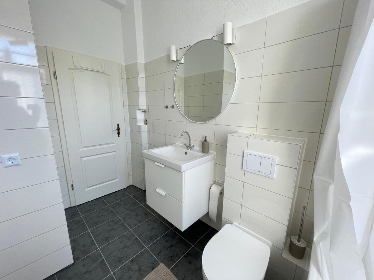 75Qm - 3 Rooms - Free Parking - Mallibase Apartments Hannover Exterior photo